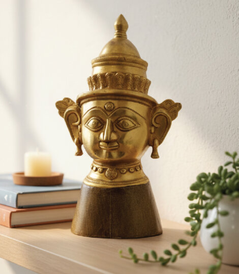 Figurine of Hindu Goddess Devi Saraswati Hand Carved Wood Head Gift Décor Sculpture on Stand