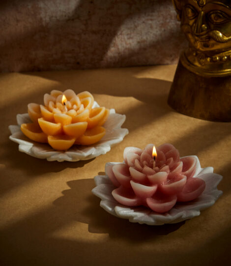 Scented Candle, Hand Poured Candle on Marble Lotus, Fragrant Rose Candle for Home Décor India