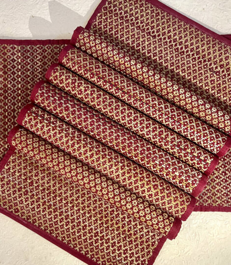 grass-hand-woven-red-tan-table-mats-runner-set-of-7-4