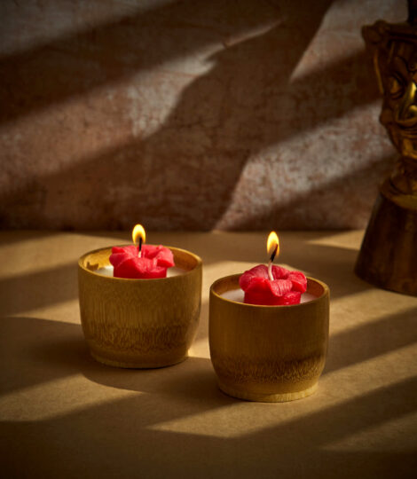 natural-hollowed-bamboo-hibiscus-candle