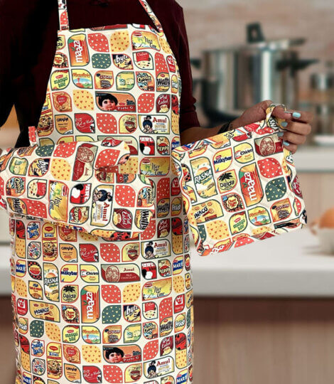 Nostalgia Indian Foods Apron Potholder and Mitts Set