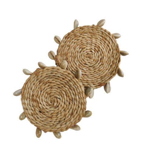 hand-crafted-round-jute-coasters-with-shells-set-of-4-1
