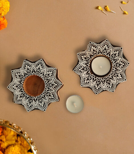 wooden-mandala-tea-light-candle-holder-stand-set-of-2-1